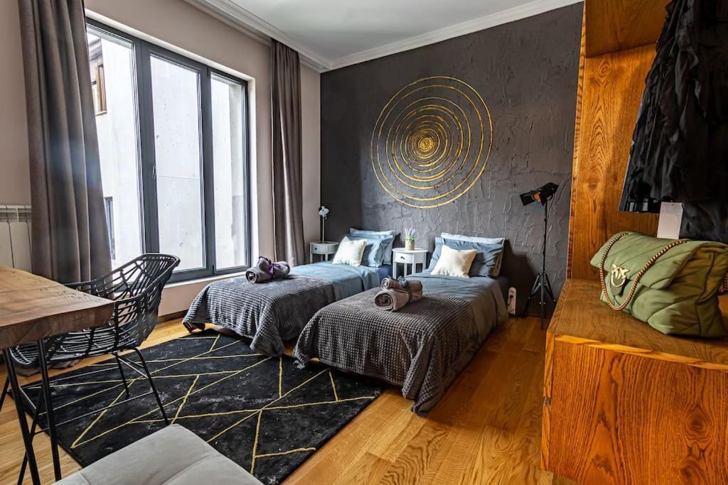 Top Central Design, 2 Bedroom, Ndk, Free Secured Parking Sofia Exterior foto